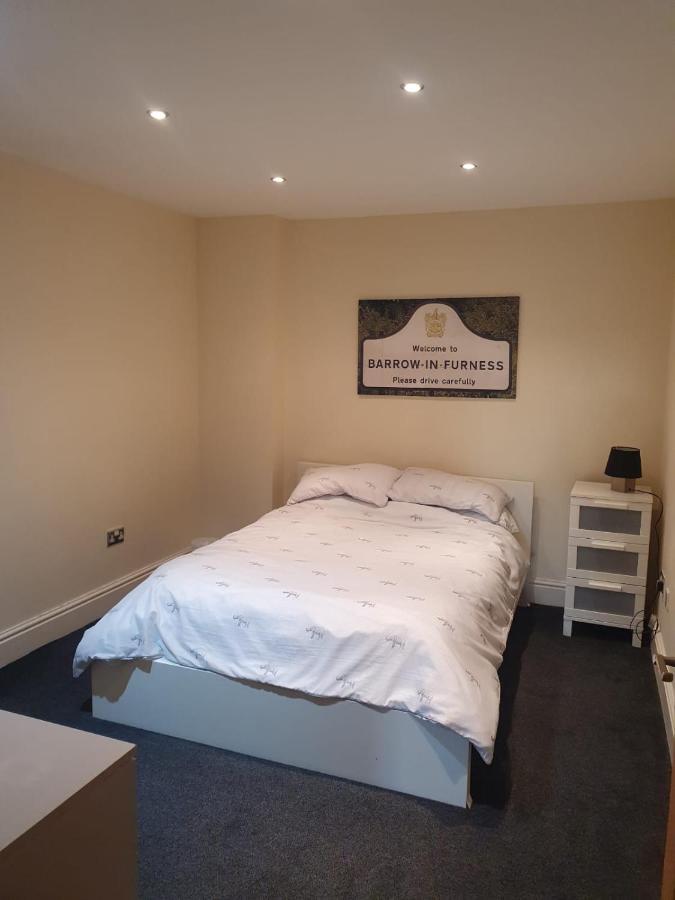 Spacious 2 Bed Appartment Next To Bae With Spa Bath Barrow-in-Furness Exterior photo